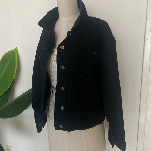 Black Vintage Denim Jacket - Picture 10 of 11